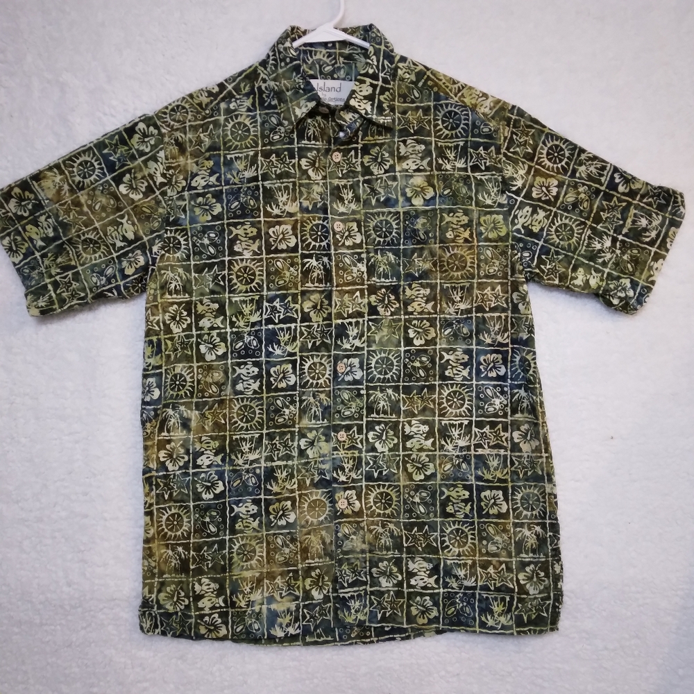 Island Mens Casual Button Down Shirt Size Medium
